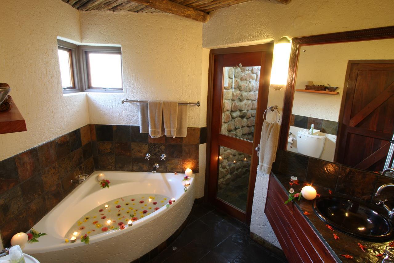 Tau Game Lodge Madikwe Vadrezervátum Kültér fotó