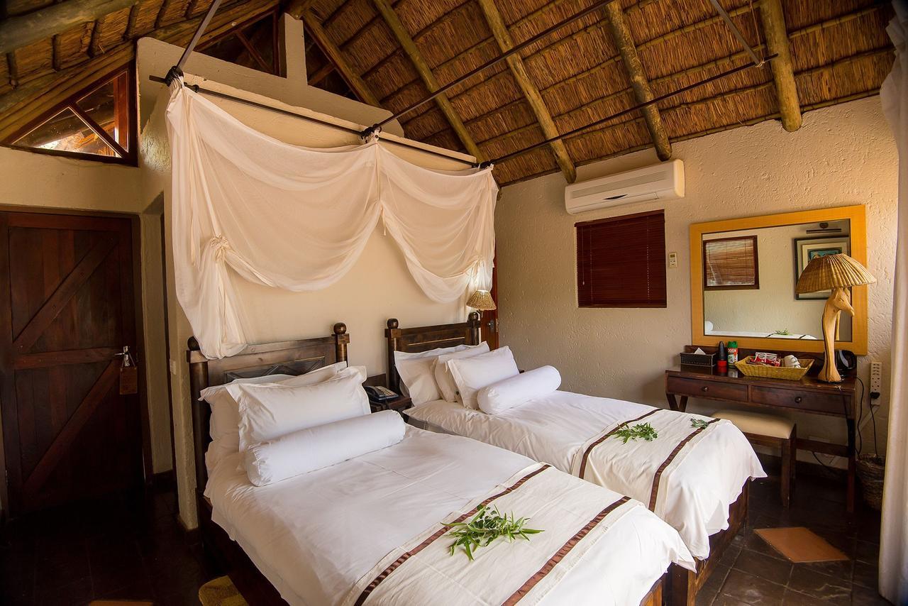 Tau Game Lodge Madikwe Vadrezervátum Kültér fotó